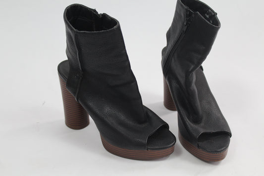 Women's New Look Block Heels Size 4/37