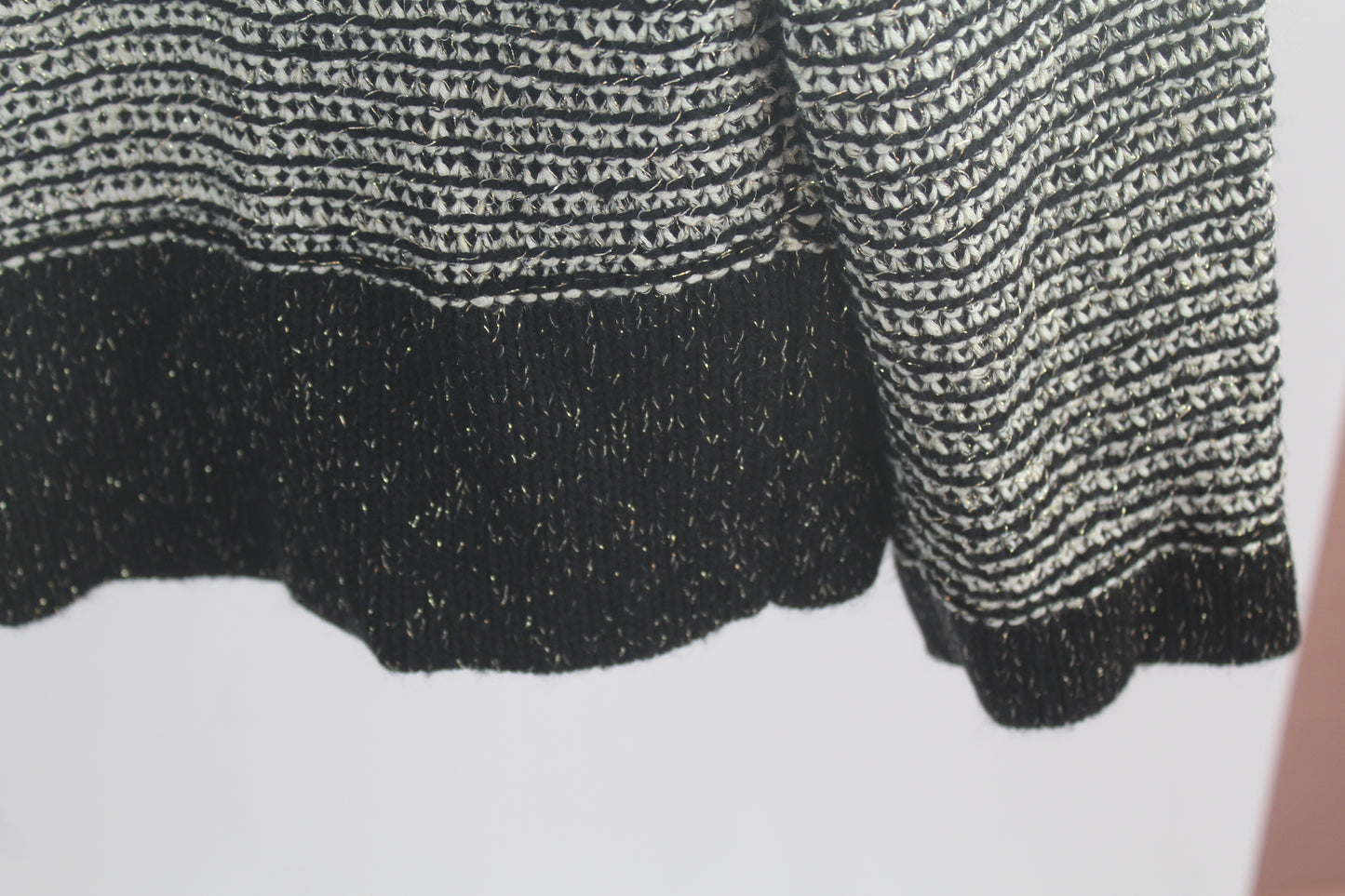 Apt 9 Black and White Cardigan Size Medium