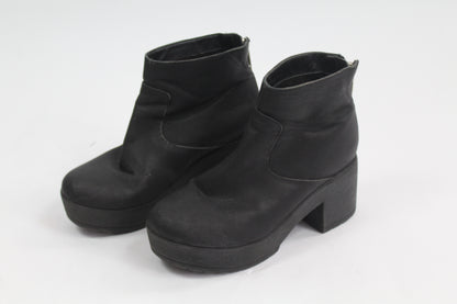 Women's Asos Black Chunk Booties Size 4