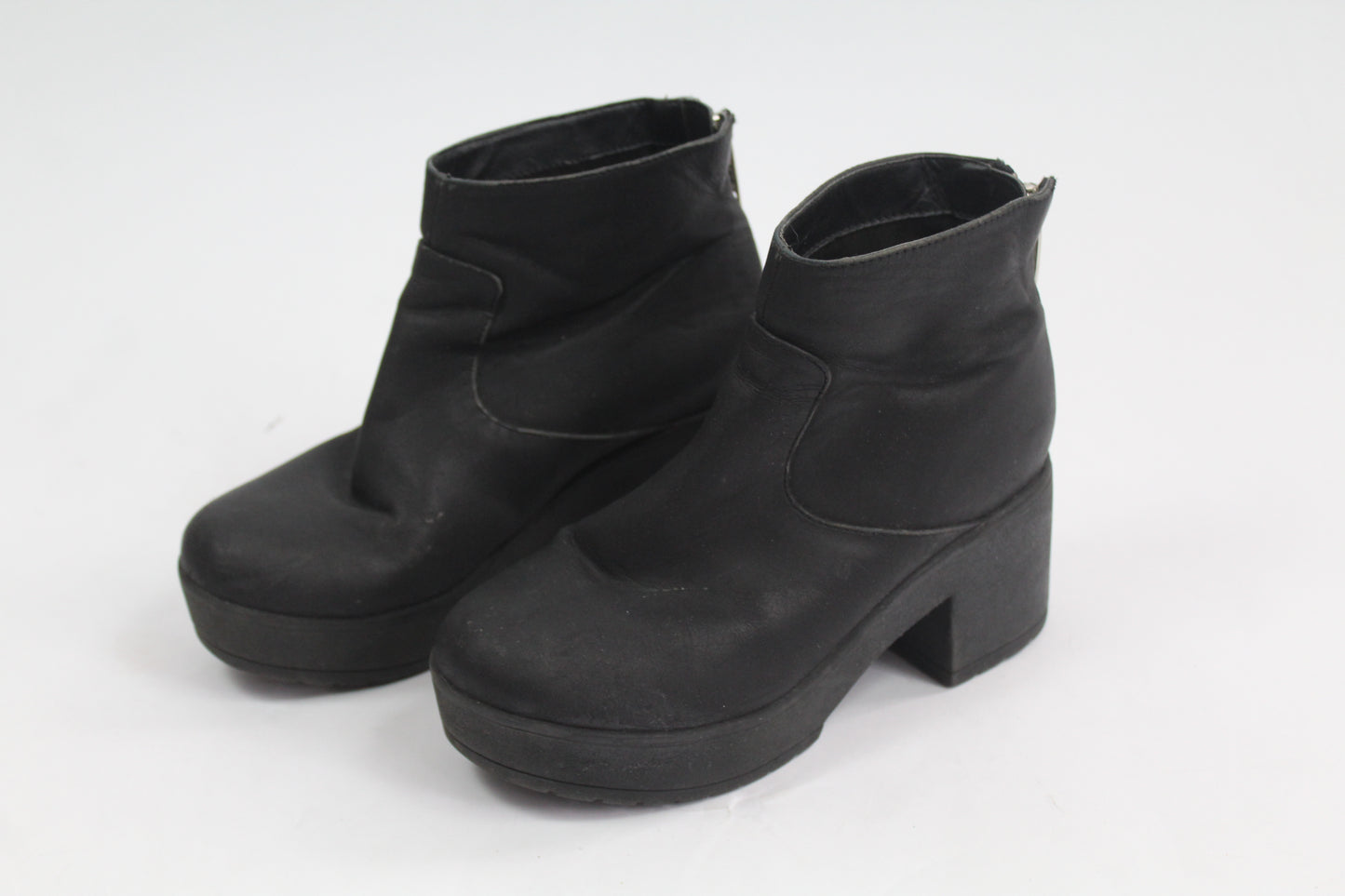 Women's Asos Black Chunk Booties Size 4