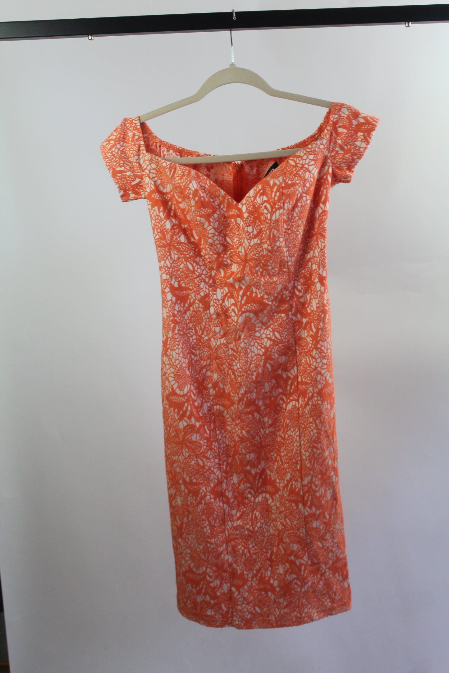 Orange Floral Missguided Women's Midi Dress Size Small