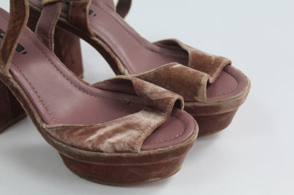 Women's Zara Velvet Chunk Heels Size ?