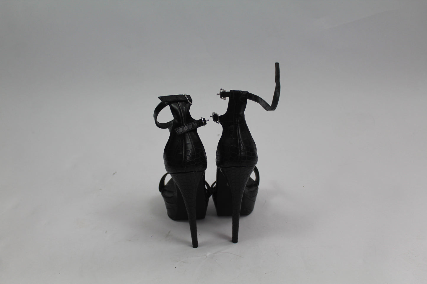 Women's Black Simmi London Heels Size 4 US 8.5