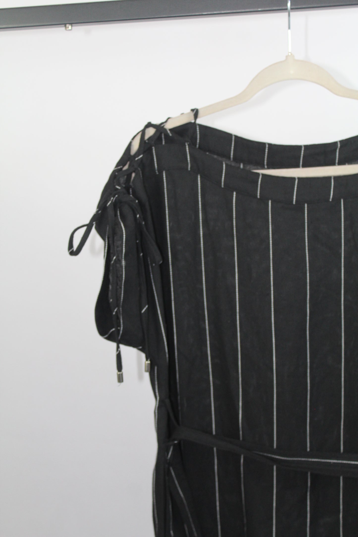 Women's Moon River Black/White Dress Size Large