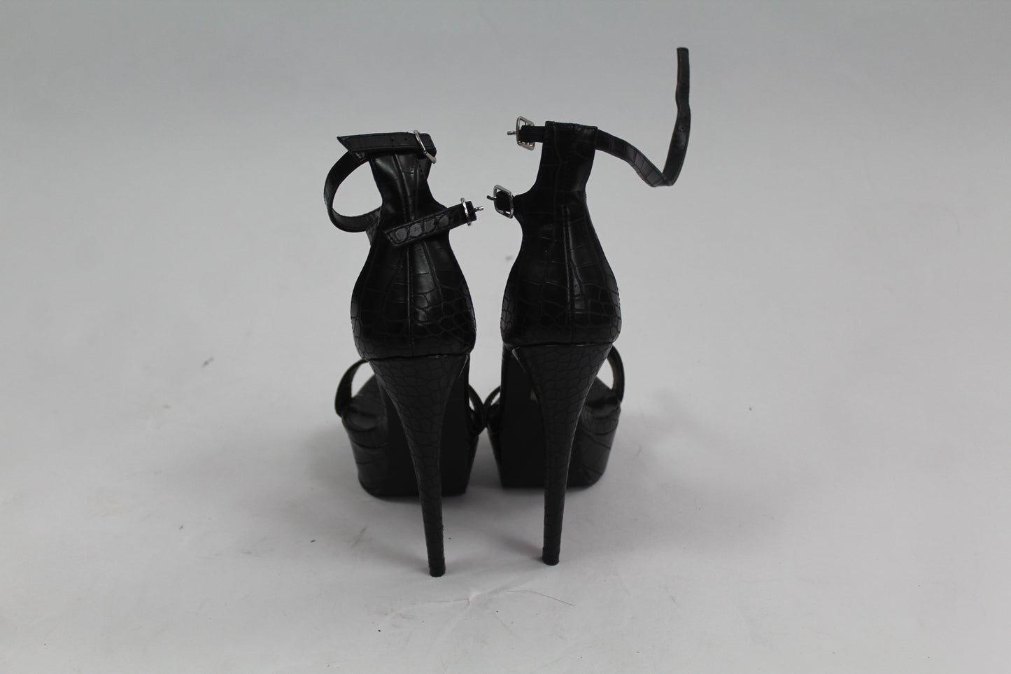 Women's Black Simmi London Heels Size 4 US 8.5