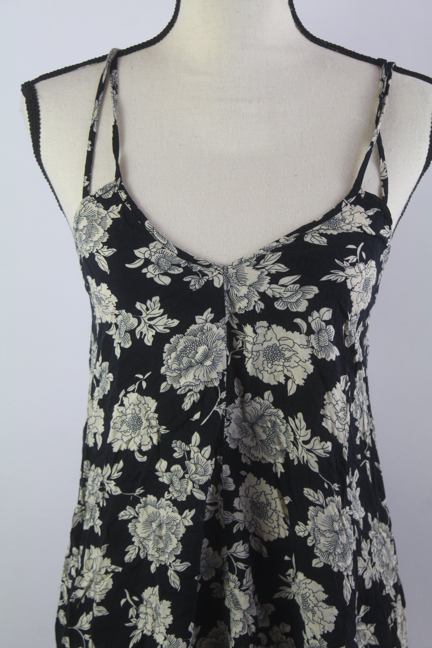Brandy Melville Women's Floral Mini Dress Size One Size