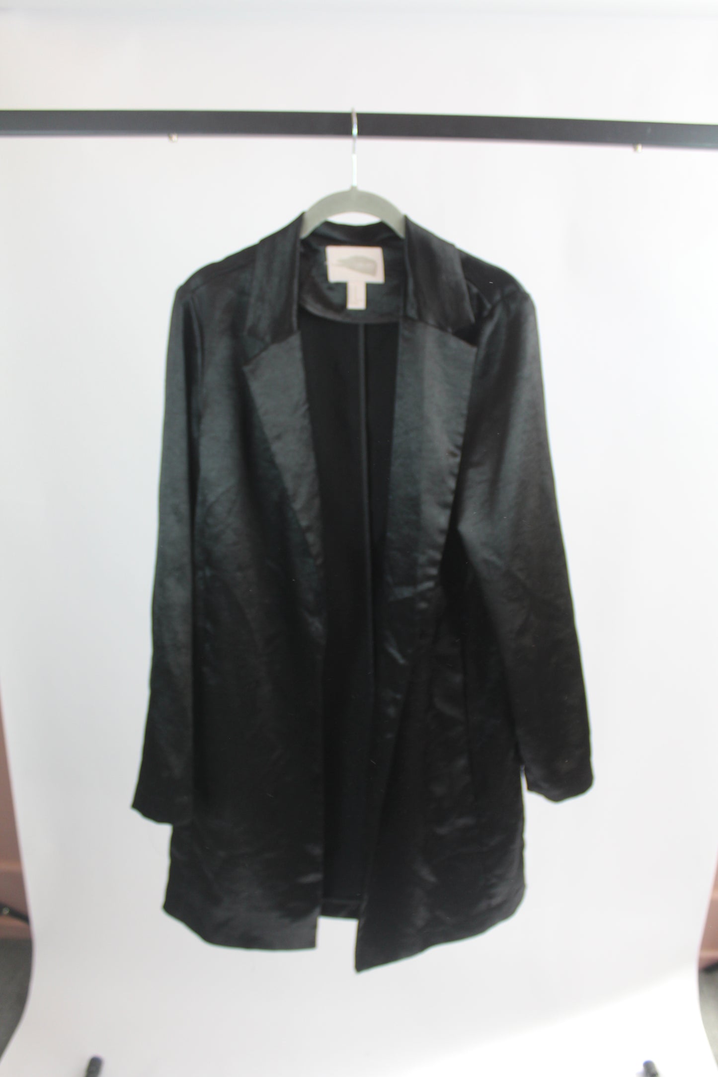 Women's Long Black Satin Cardigan Forever 21 Size Medium