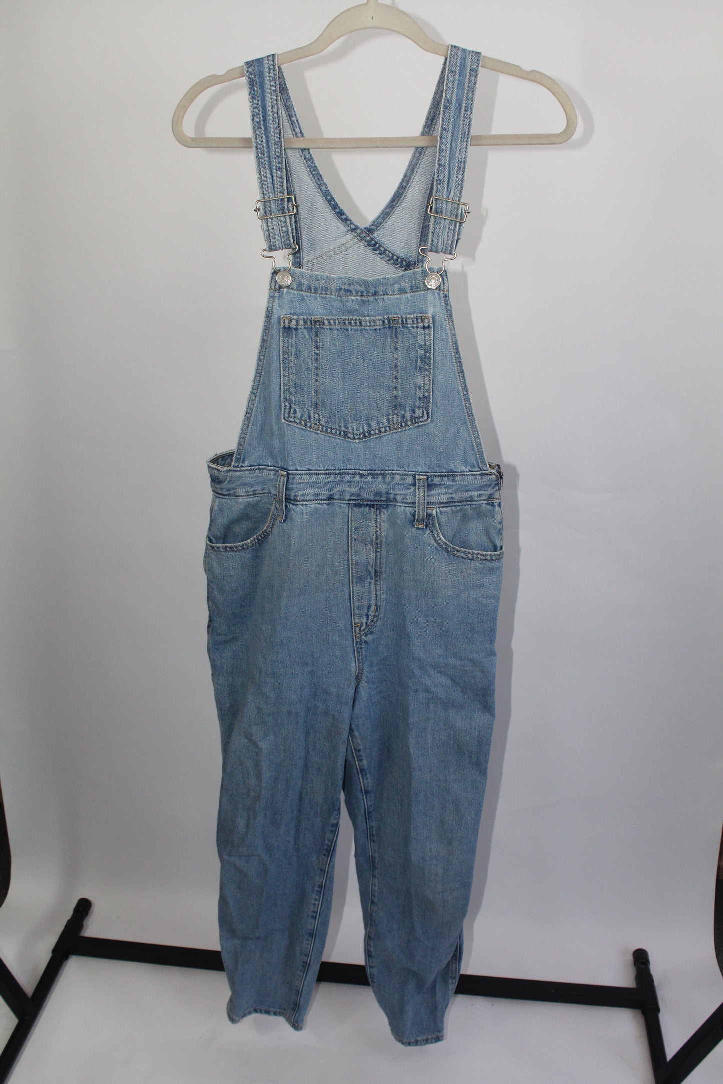 Women's Levi Denim Overalls Partially Distressed Size Medium