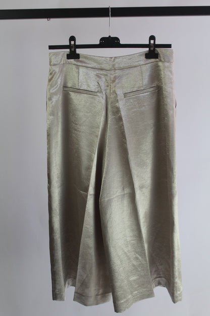 Forever 21 Women's Satin Culottes Size Medium