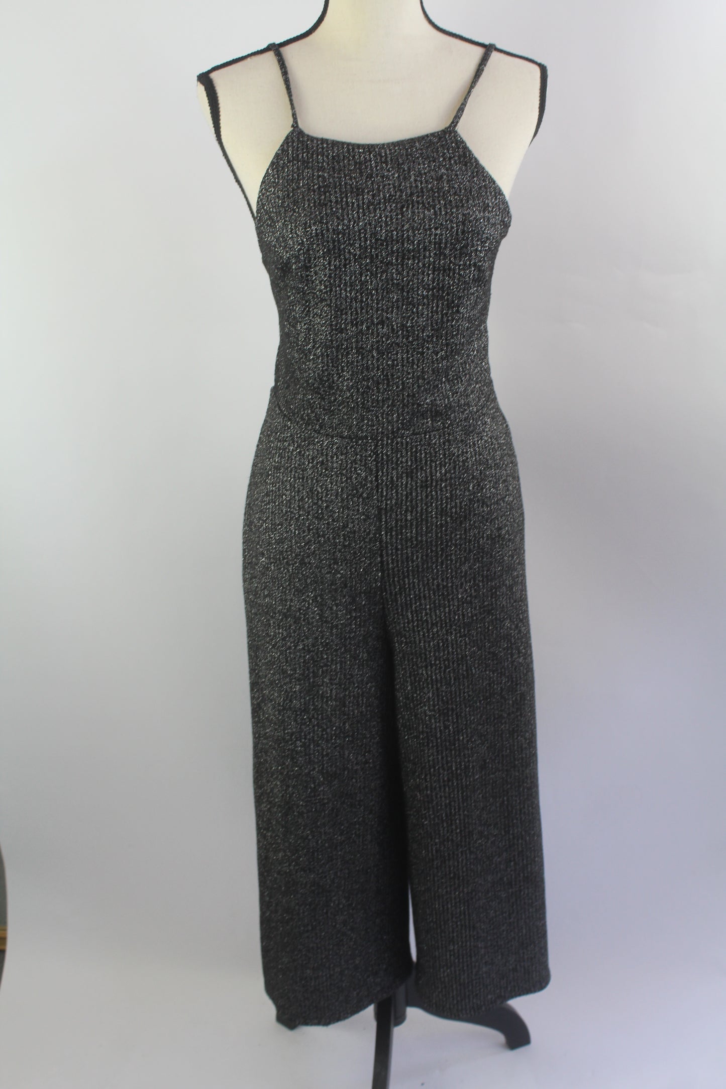 Wild Fable Sparkly Women's Jumpsuit Size Medium