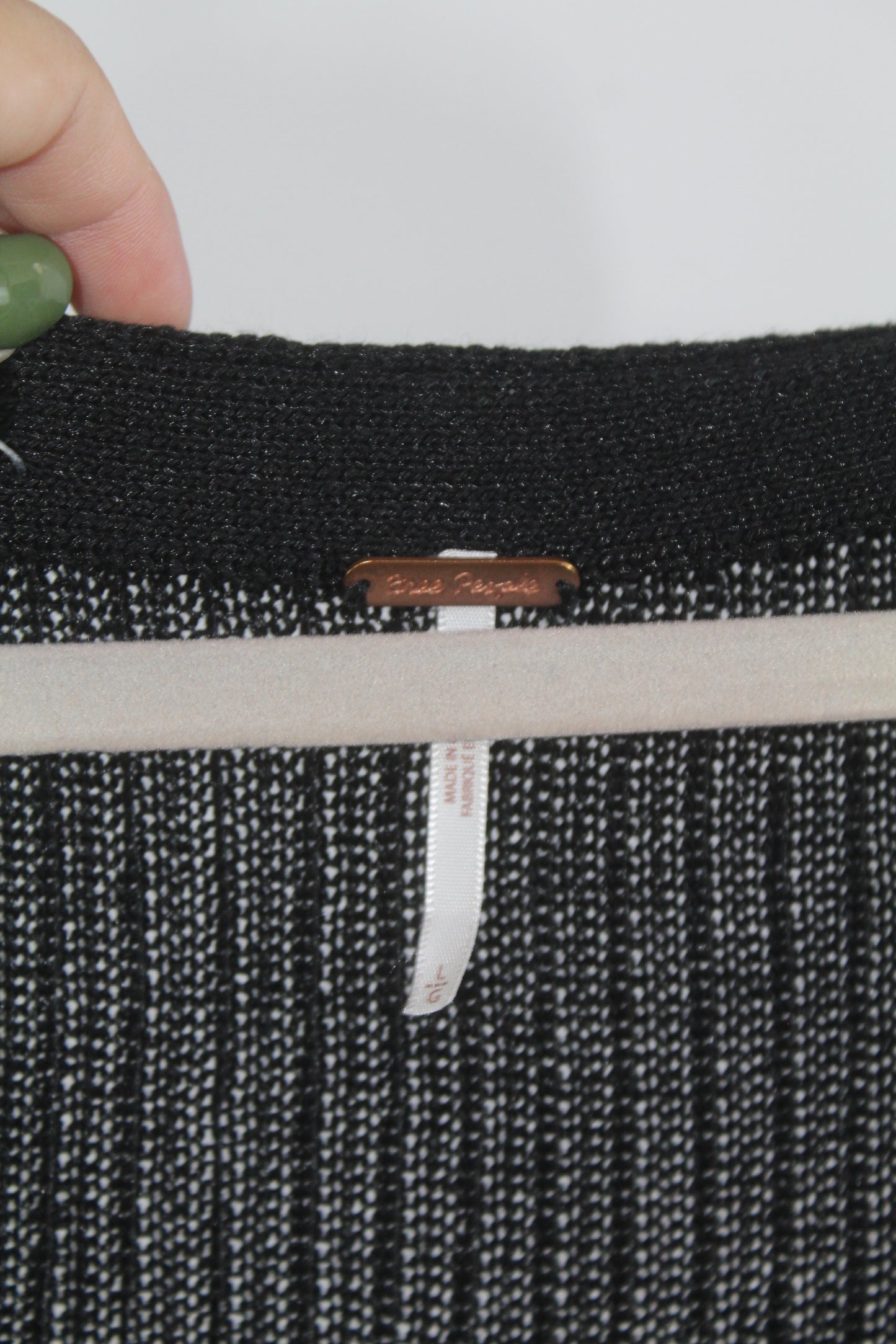 Free People Black Cropped Cardigan Size Large