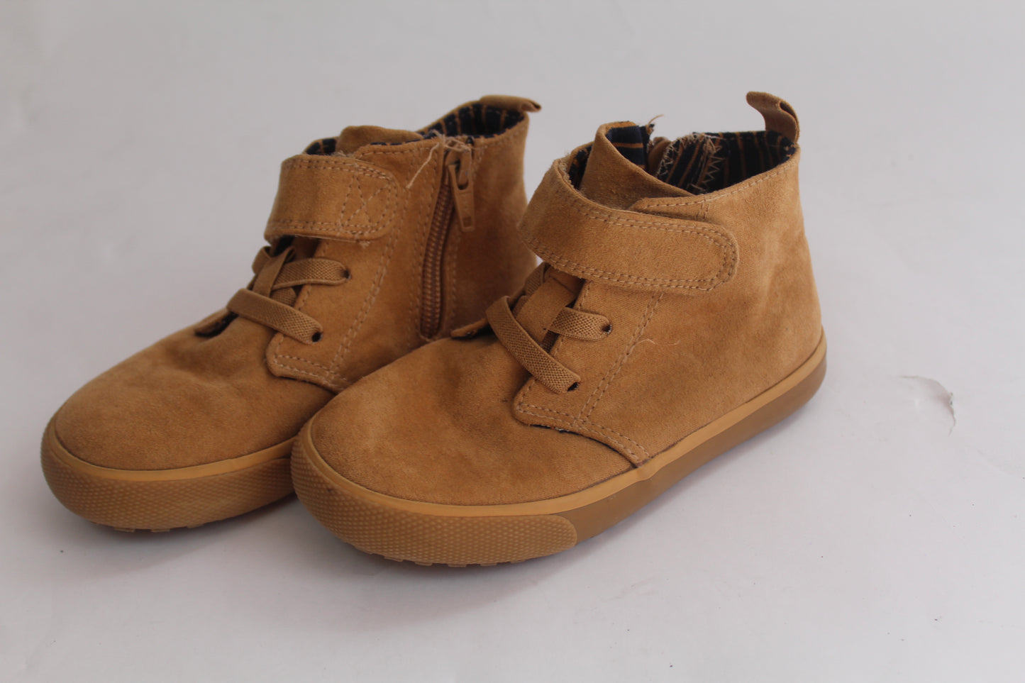 Boys Cat & Jack Tan High Top Sneakers U.S. Size 9