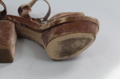 Women's Zara Velvet Chunk Heels Size ?