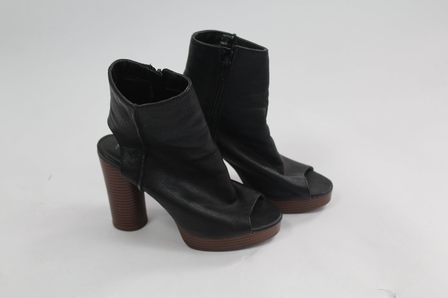 Women's New Look Block Heels Size 4/37
