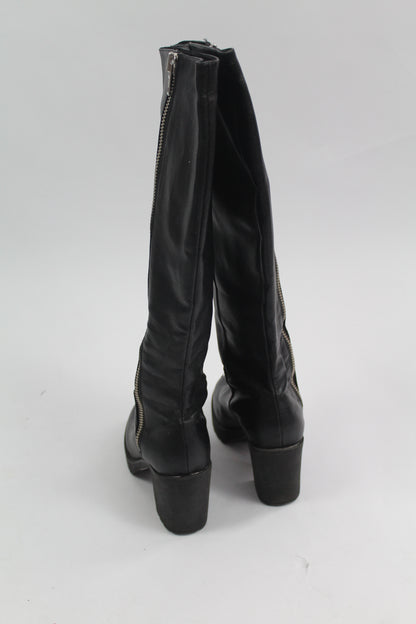 Women's Black Chunk Boots Size 38