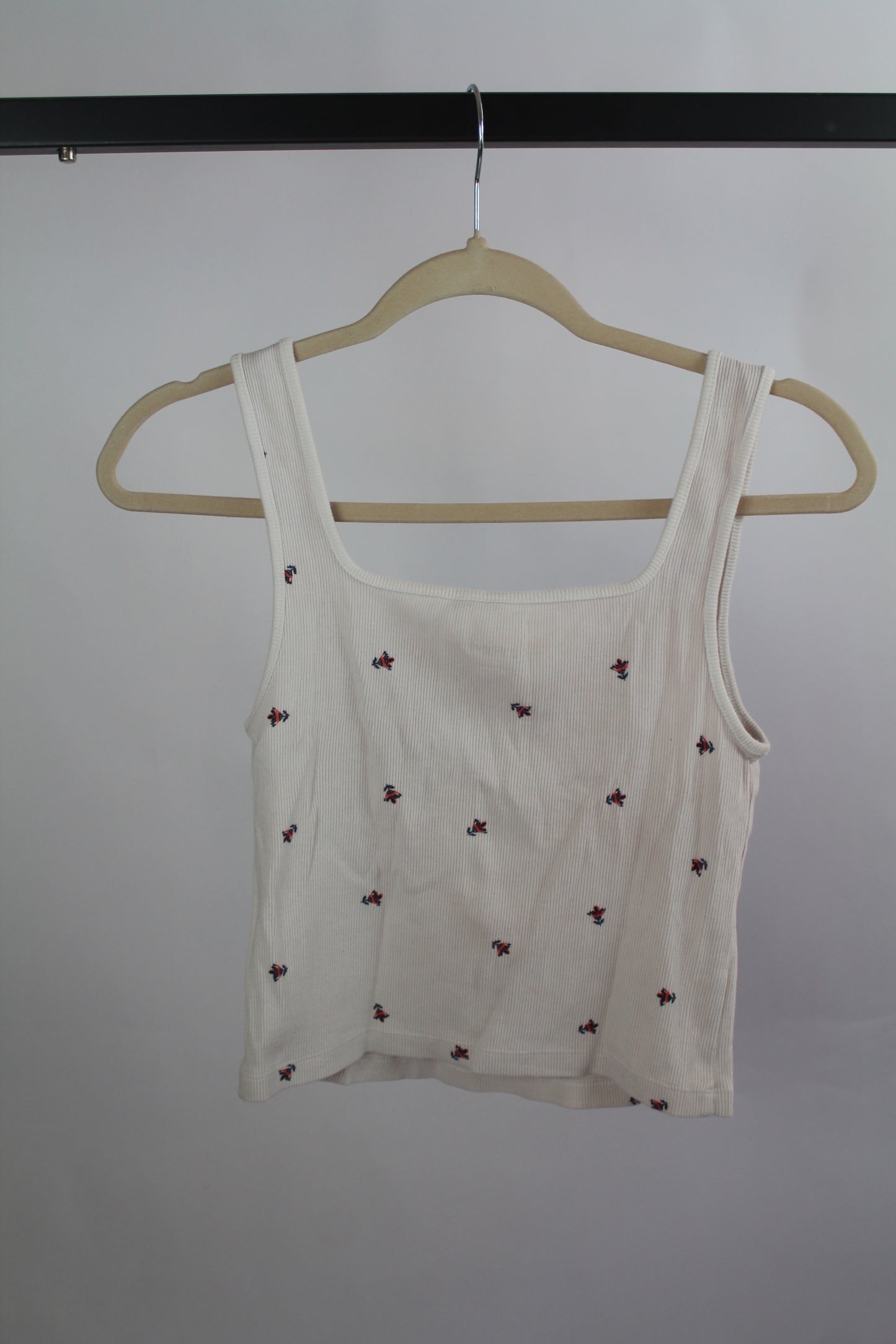 Women's Old Navy Lounge White Floral Top Size Medium