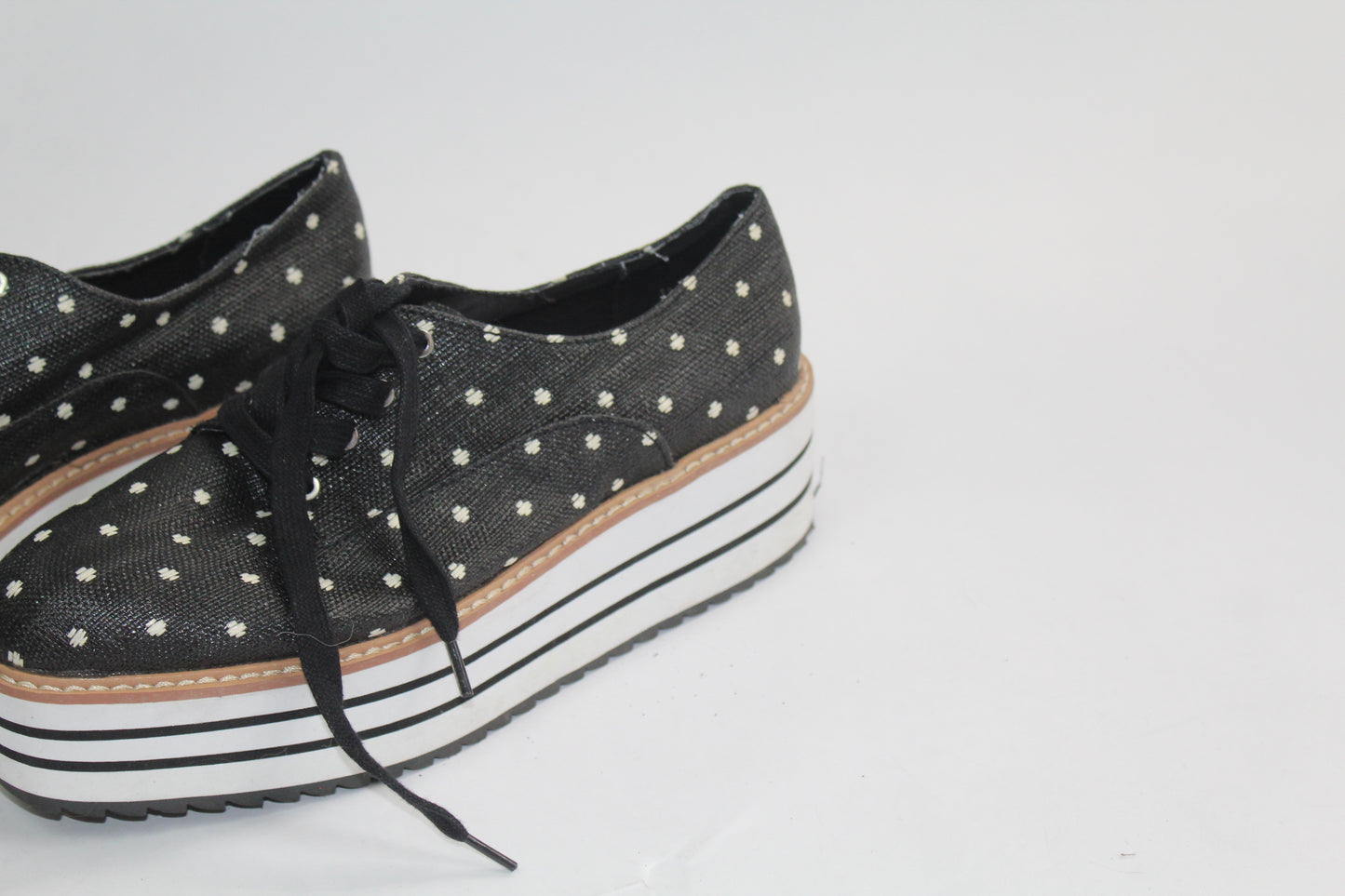 Women's Zara Striped Black/Grey Shoes Size 37