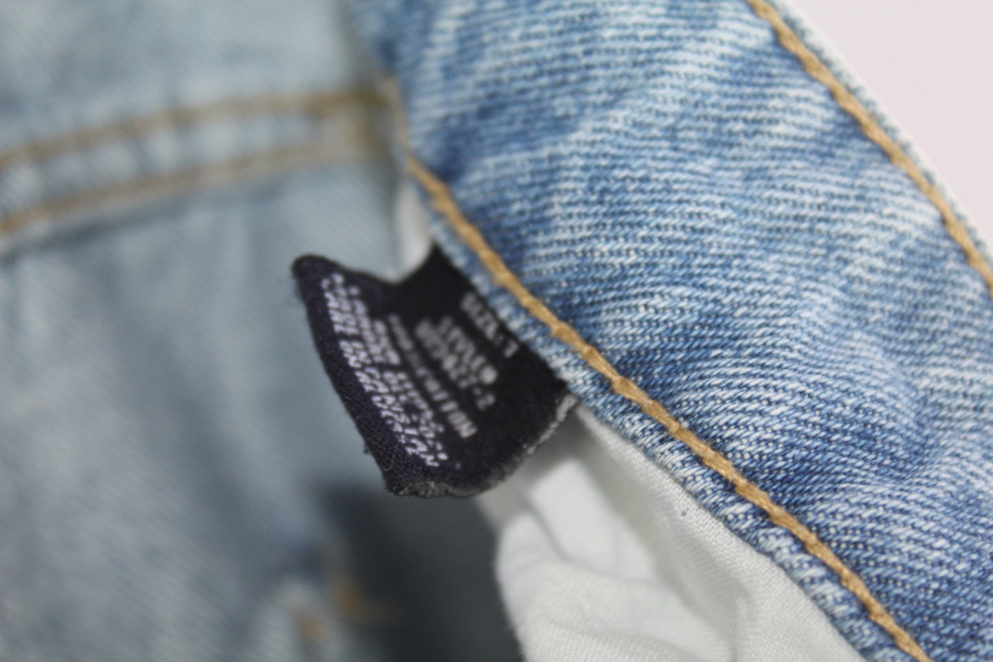 Vanilla Star Women's Light Wash Ripped Denim Jeans Size 7