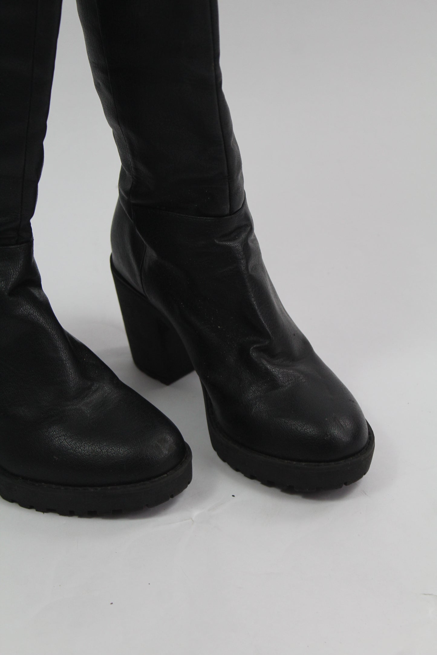 Women's Black Chunk Boots Size 38