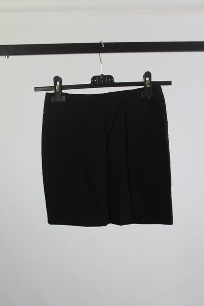 H&M Divided Black Mini Skirt Women's Size 4