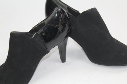 Women's PENDING SIZE