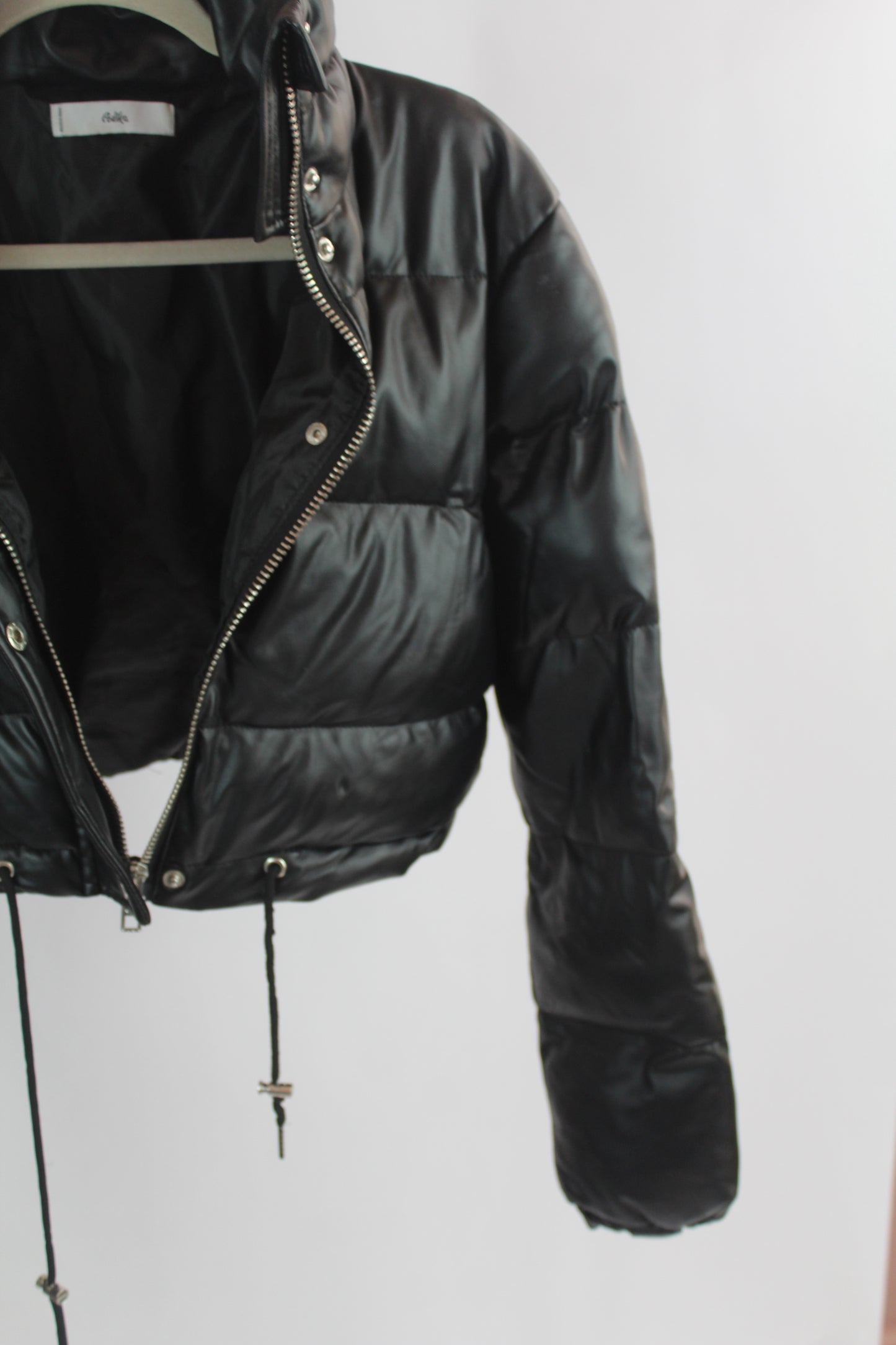 Women's Black Adika Cropped Puffer Jacket Size Small