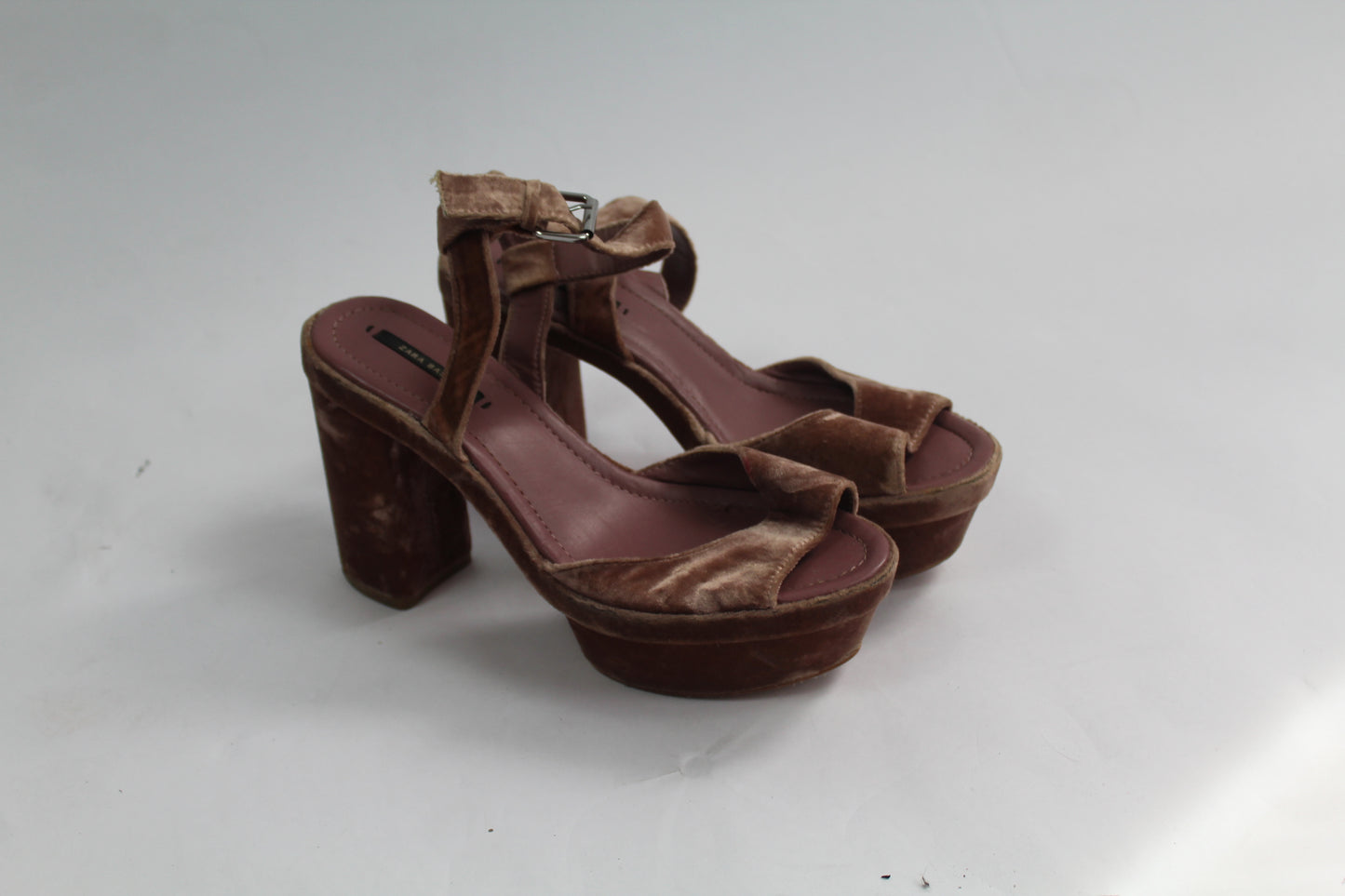 Women's Zara Velvet Chunk Heels Size ?