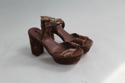 Women's Zara Velvet Chunk Heels Size ?