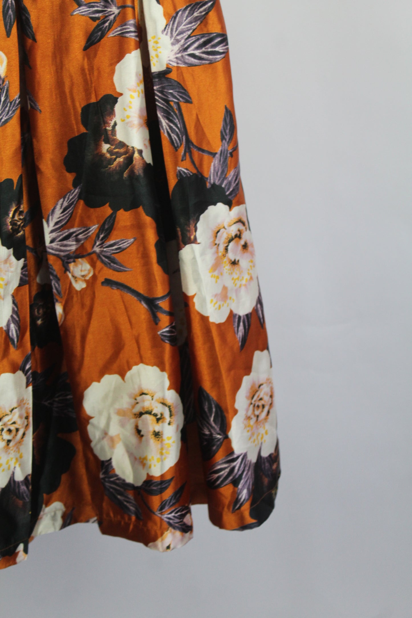 Women's Midi Orange Floral Skirt Size M