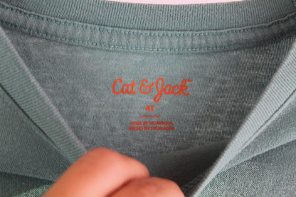 Boys Cat & Jack Green T-Shirt Size 4T