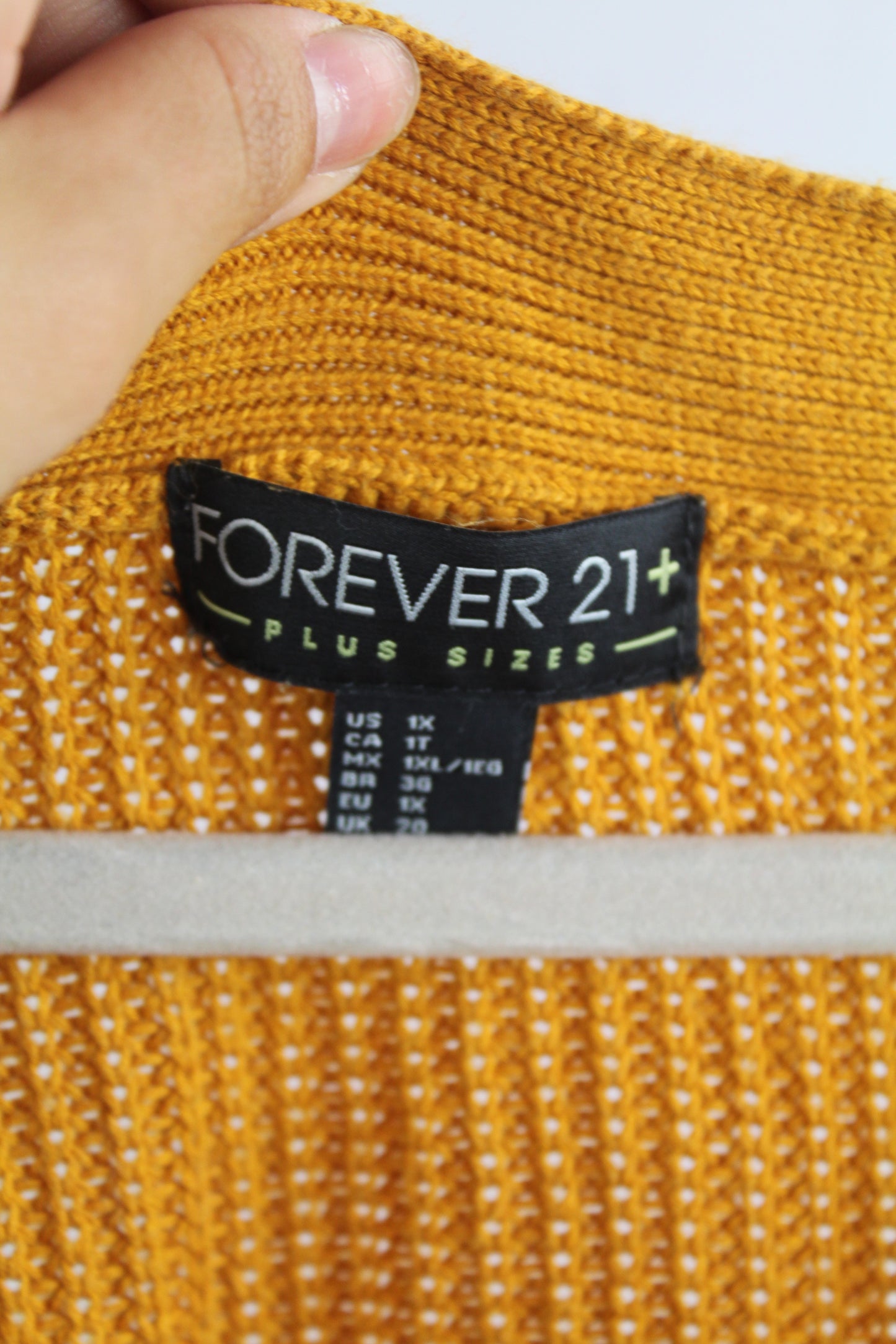 Women's Yellow Forever 21 Knit Sweater Size 1x