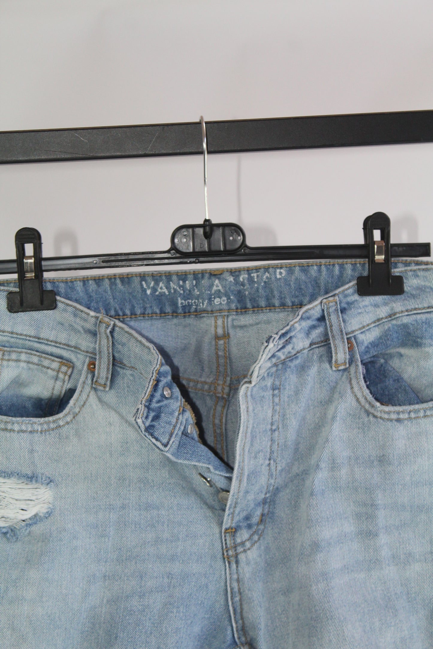 Vanilla Star Women's Light Wash Ripped Denim Jeans Size 7