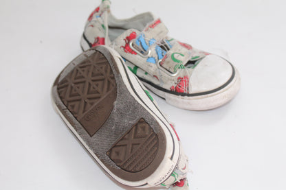 Boys Converse Dinosaur Patterned White U.S. Size 9