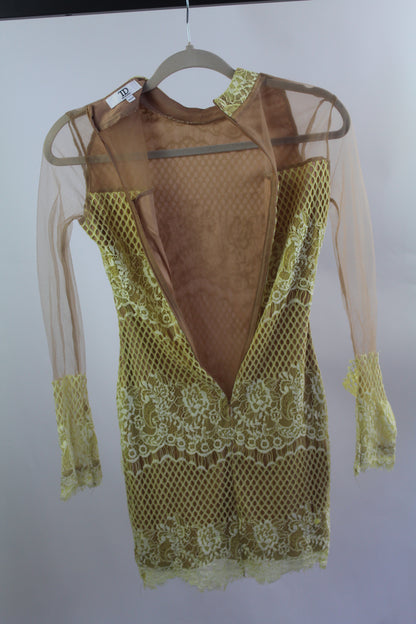 Yellow/Tan Lace Women's Mini Long Sleeve Dress Size 6