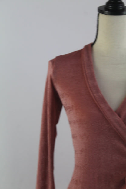 Women's Size Small Tie Dress Color Salmon Pink
