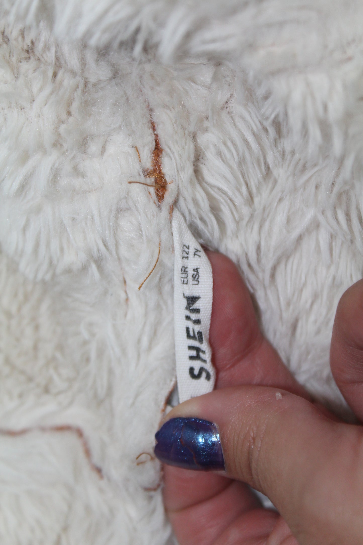 Girls SHEIN White Faux Fur Zip Jacket – Size 1X