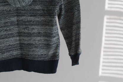 Boys Old Navy Crew Neck Sweatshirt Size 5T/5A