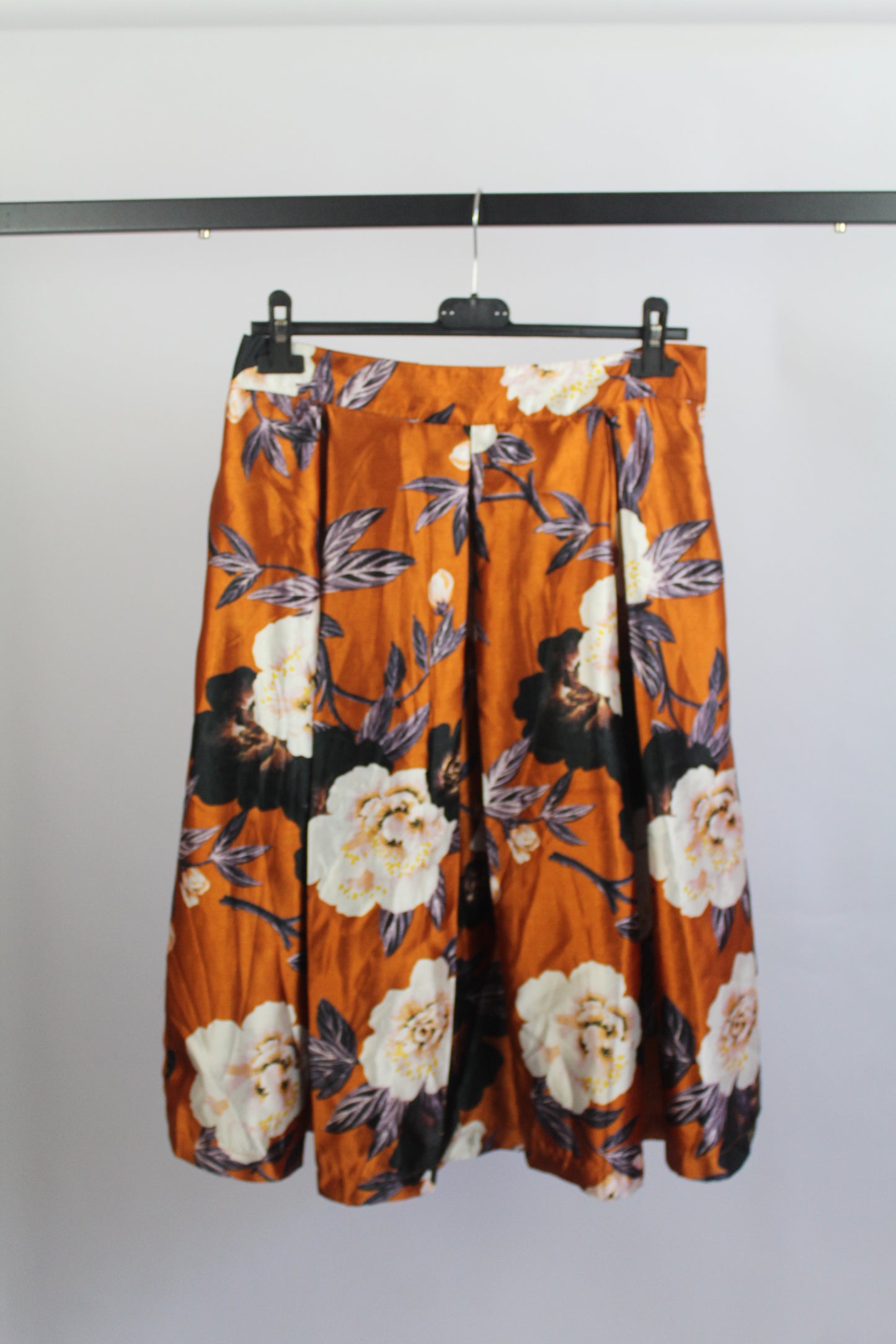 Women's Midi Orange Floral Skirt Size M