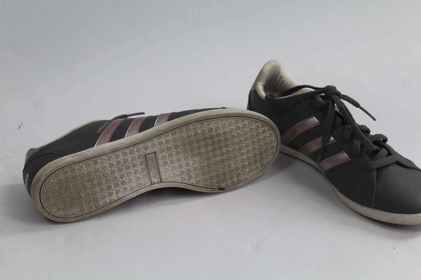 Women's Grey/Pink Striped Sneakers Size 6.5