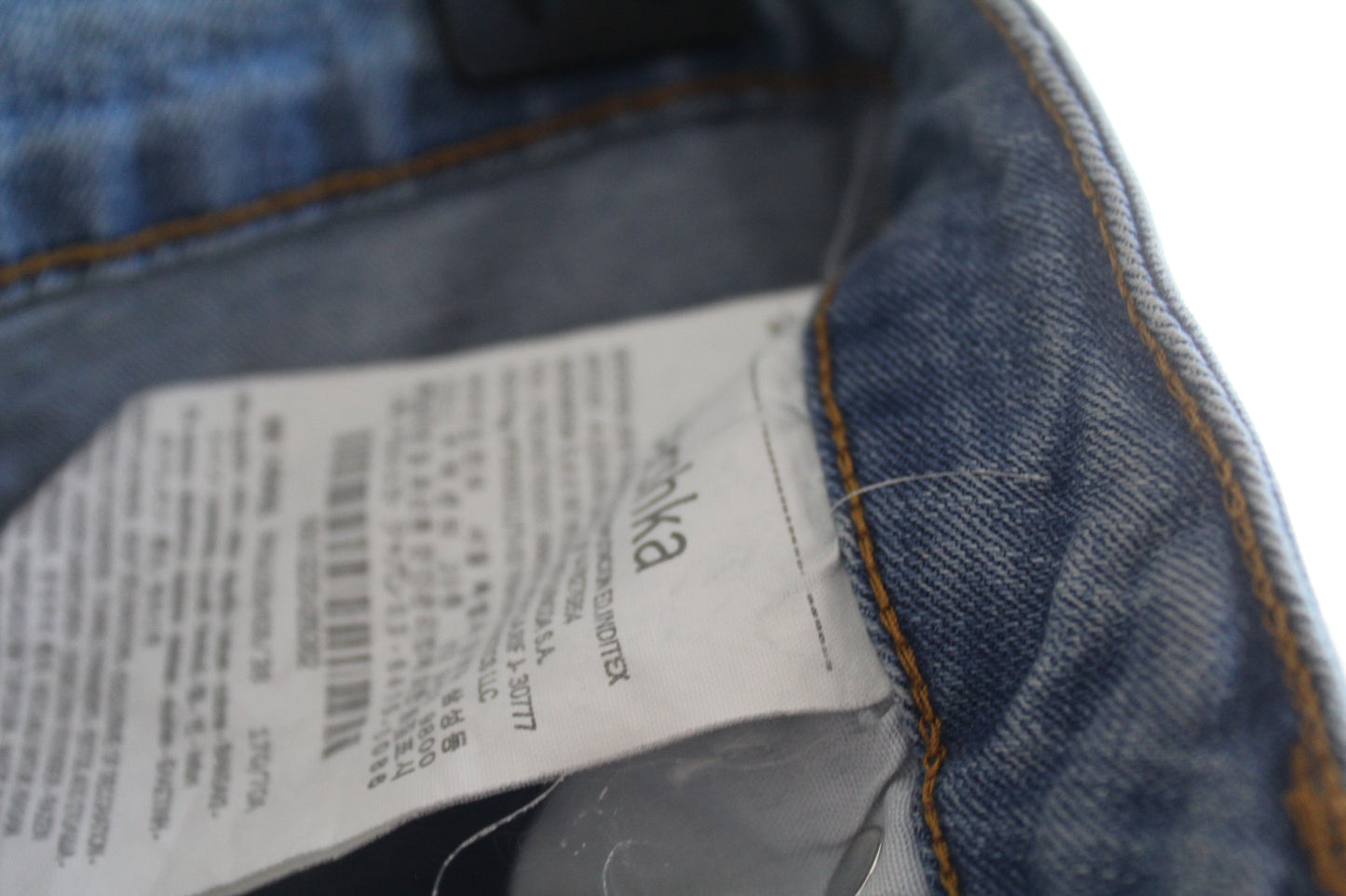 Bershka Distressed Light Wash Denim Women's Size 6