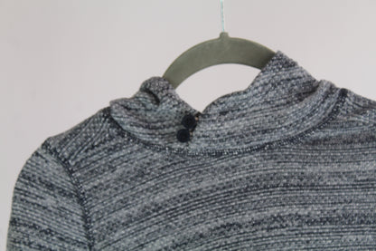 Boys Old Navy Crew Neck Sweatshirt Size 5T/5A