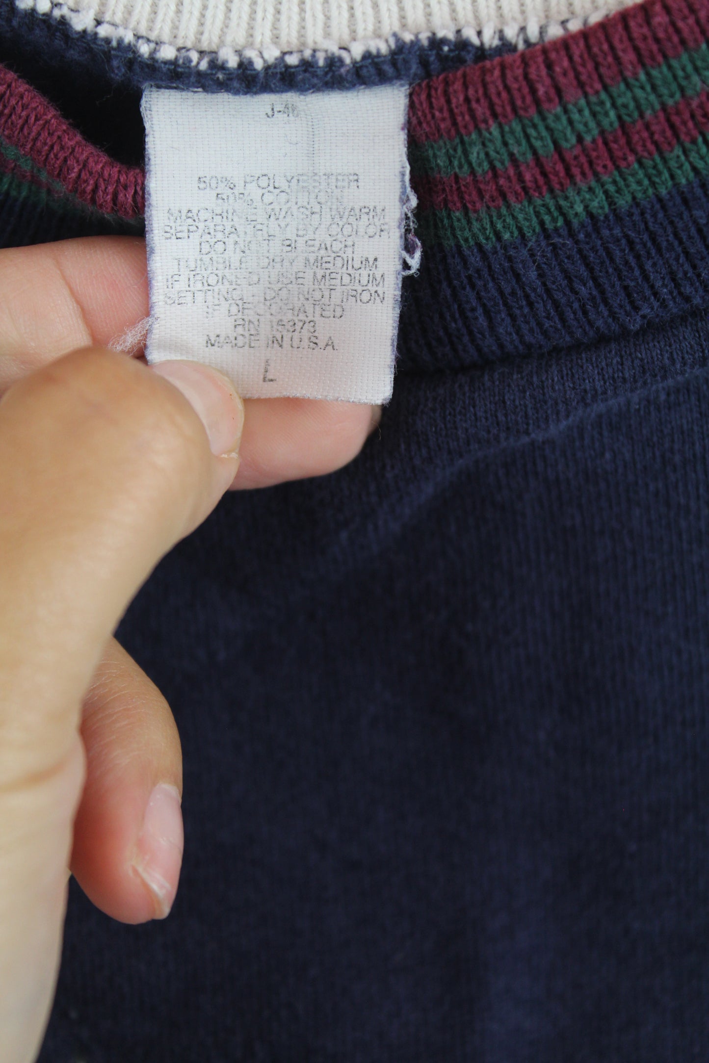 Women's Vintage Looney Toons Sweater Size Large