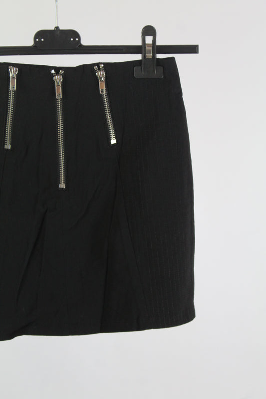 H&M Divided Black Mini Skirt Women's Size 4