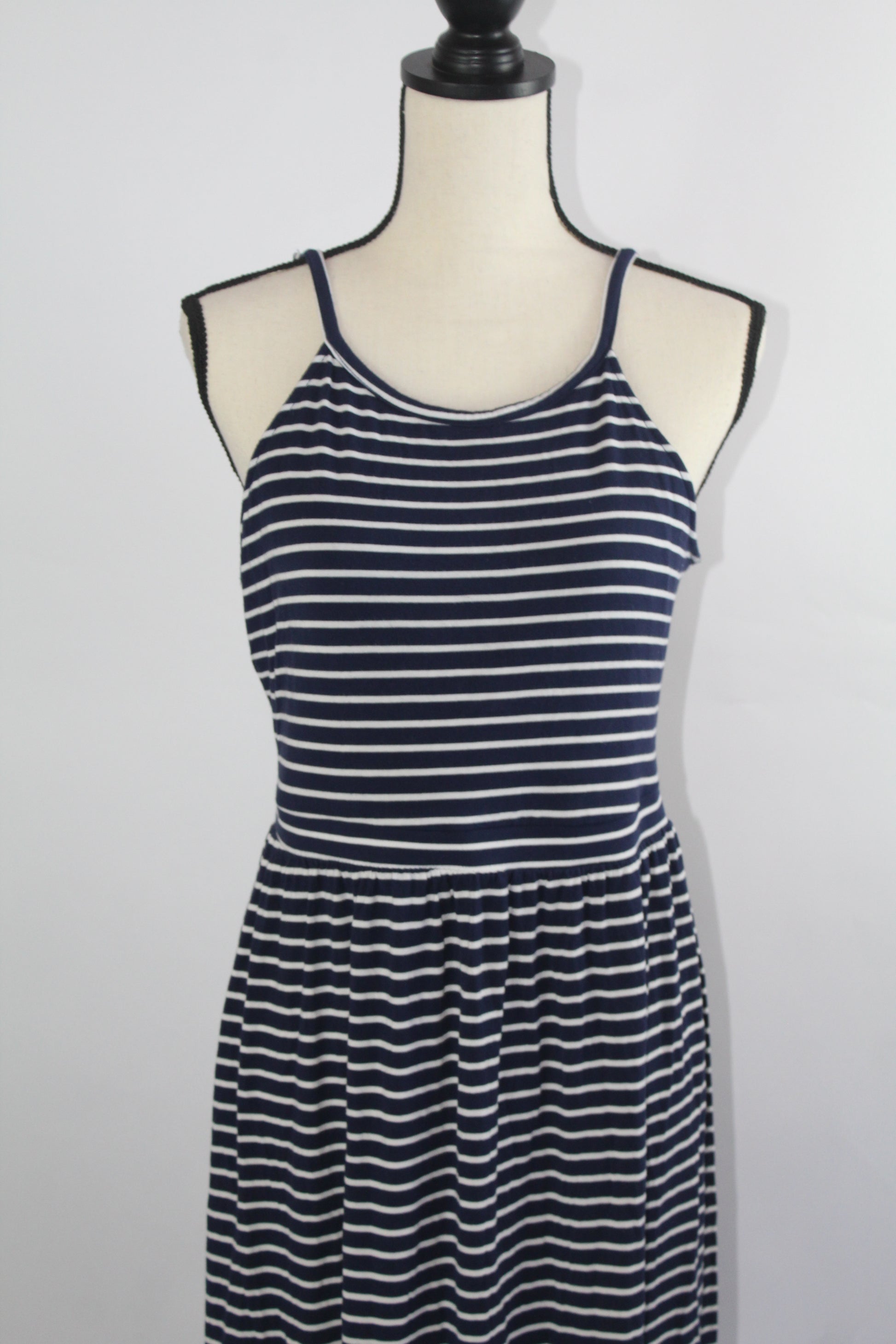 Blue & White Old Navy Striped Dress - Size Large Threndzs Blue & White Old Navy Striped Dress - Size Large Threndzs