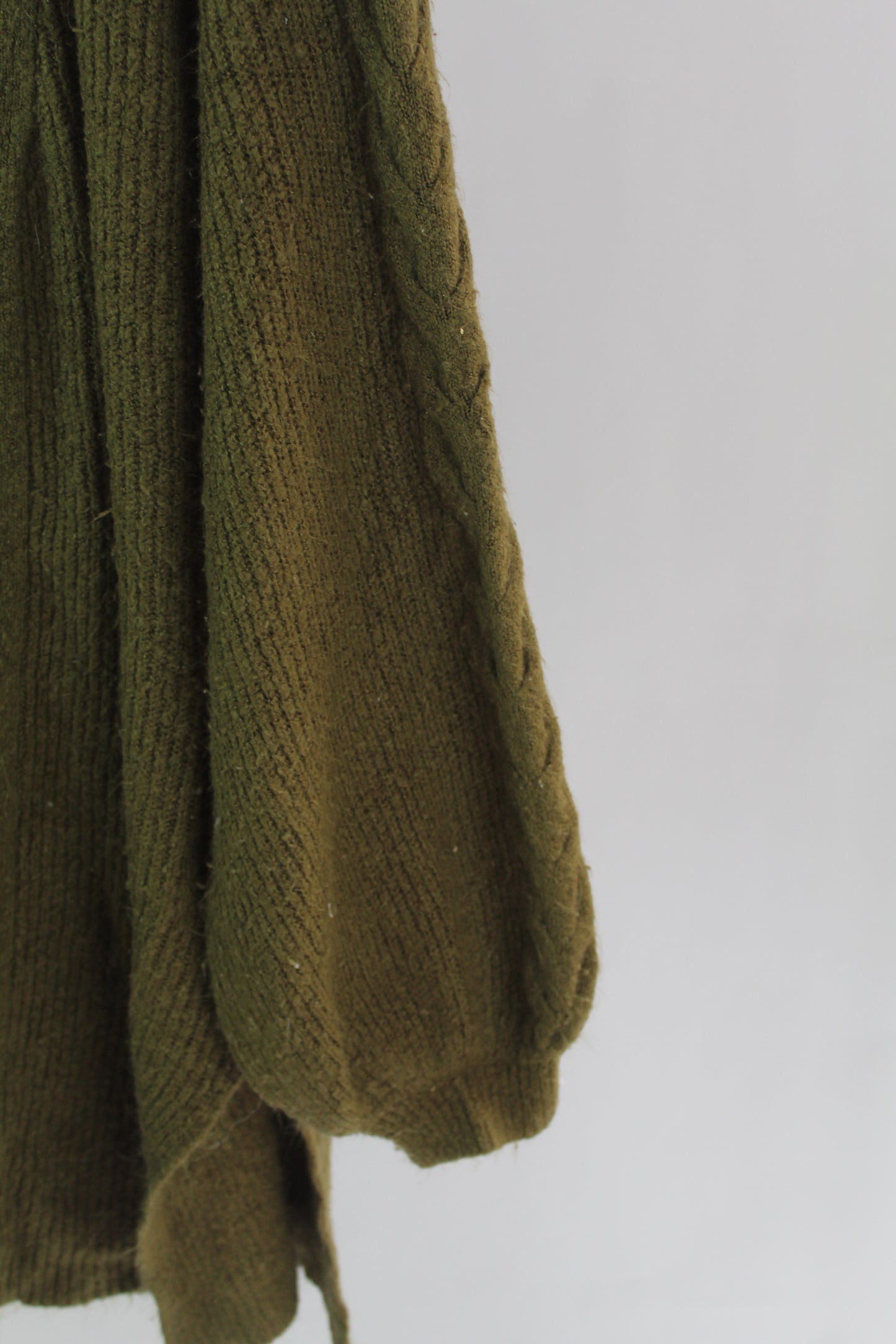 Women's Olive Green Long Sleeve Olive Cardigan Size Medium