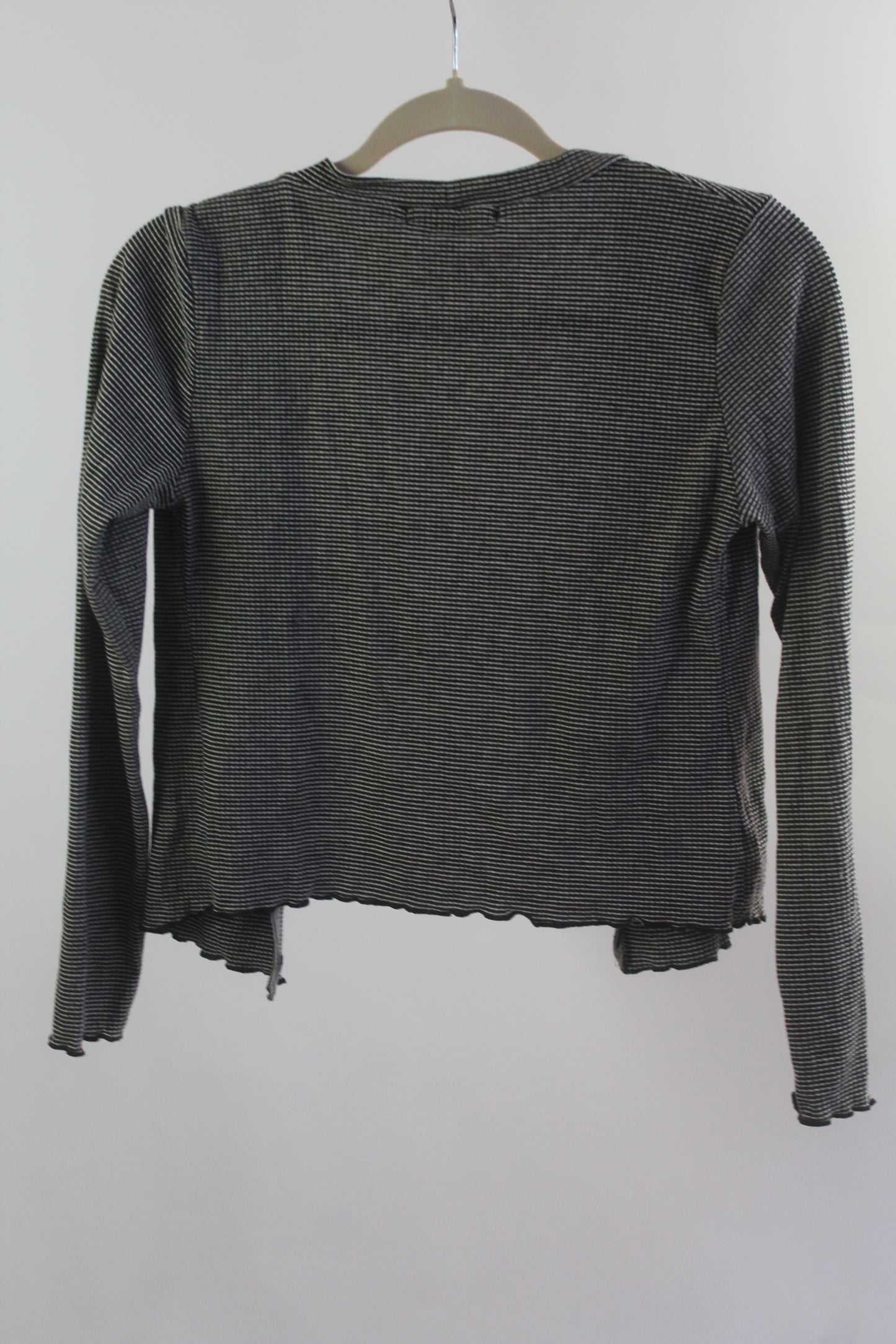 One Clothing Women's Striped Cropped Sweater Size Medium