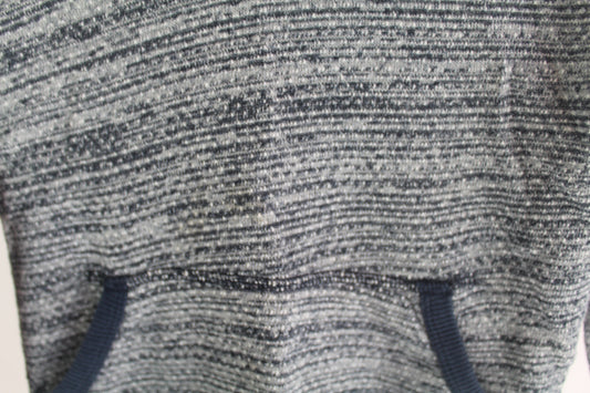 Boys Old Navy Crew Neck Sweatshirt Size 5T/5A