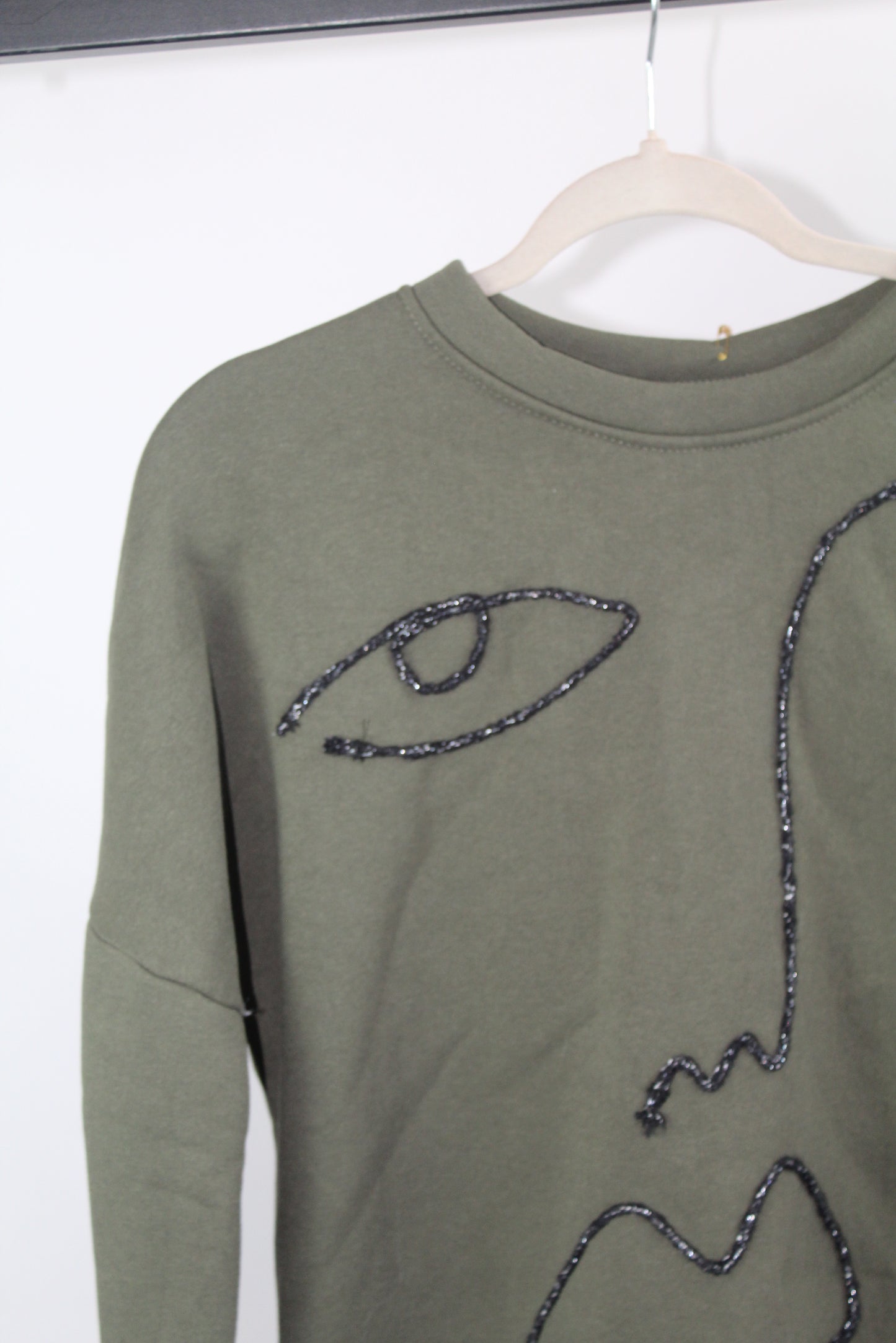 Women's Olive Green Sweater NWT One Size