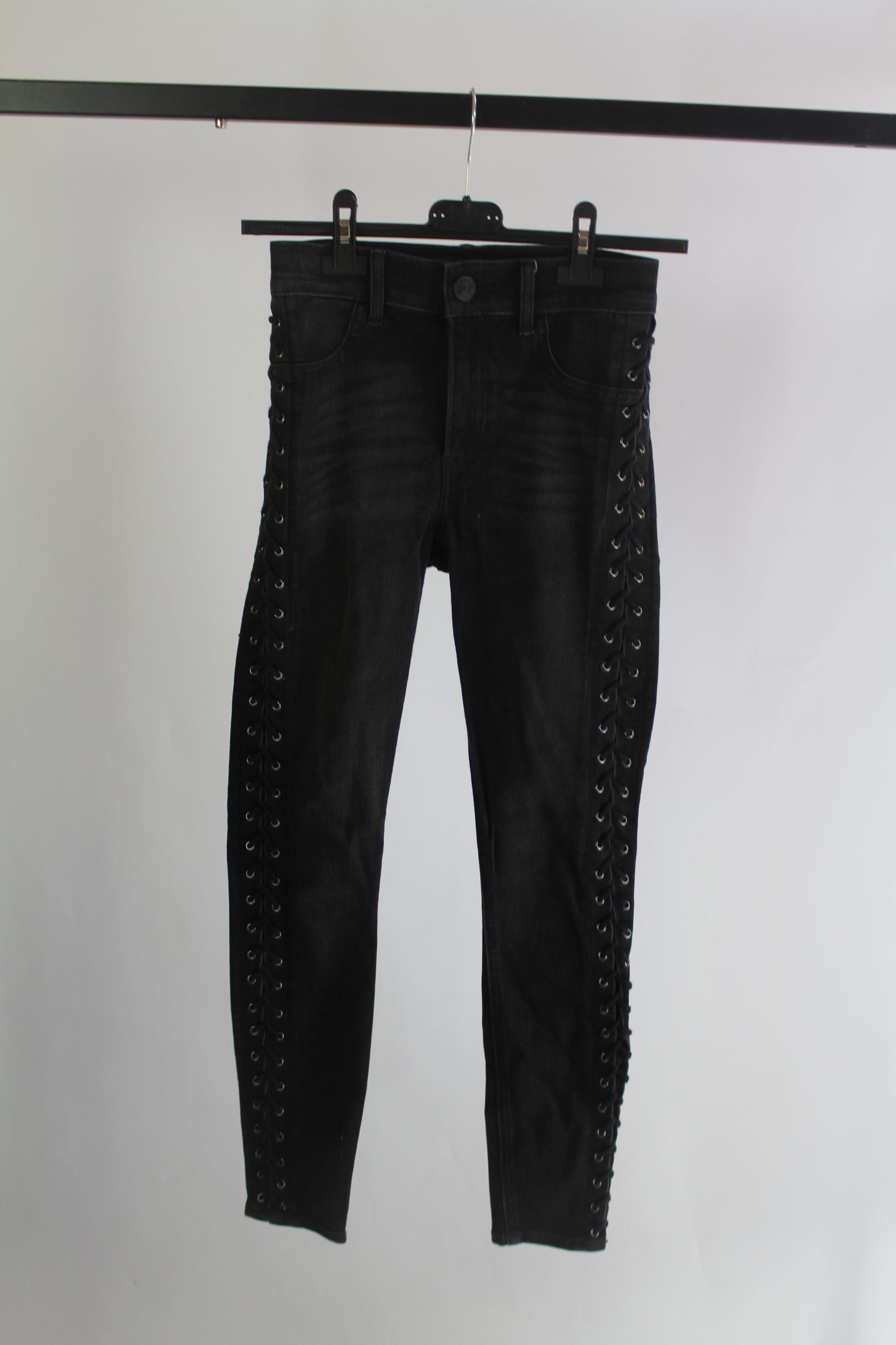 Express Women's Black Denim Ankle Legging High Rise Size 00R