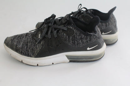 Women's Nike Grey Sneakers U.S. Size